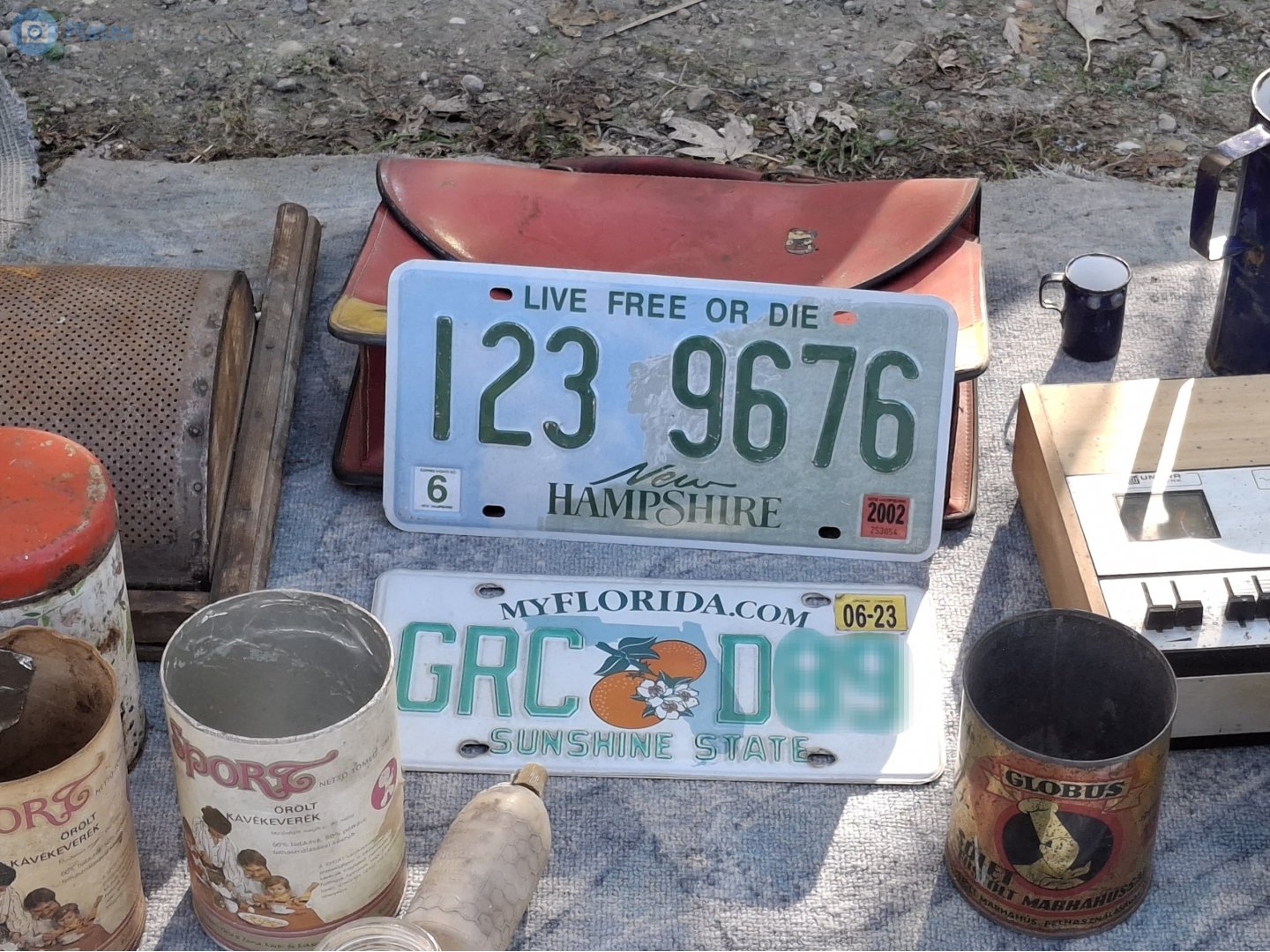 123 9676, License plate without vehicle 