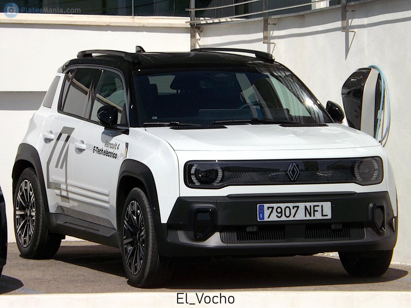 7907 NFL, Renault 4 2nd gen E-Tech, 2025–