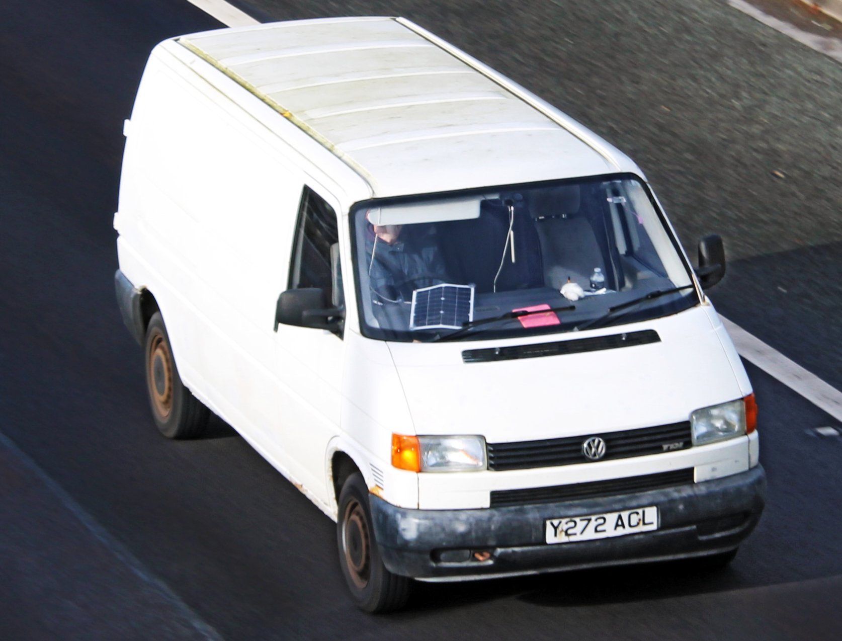 Y272ACL, Volkswagen Transporter 4th gen Van (T4) (70/7D), 1990–2003
