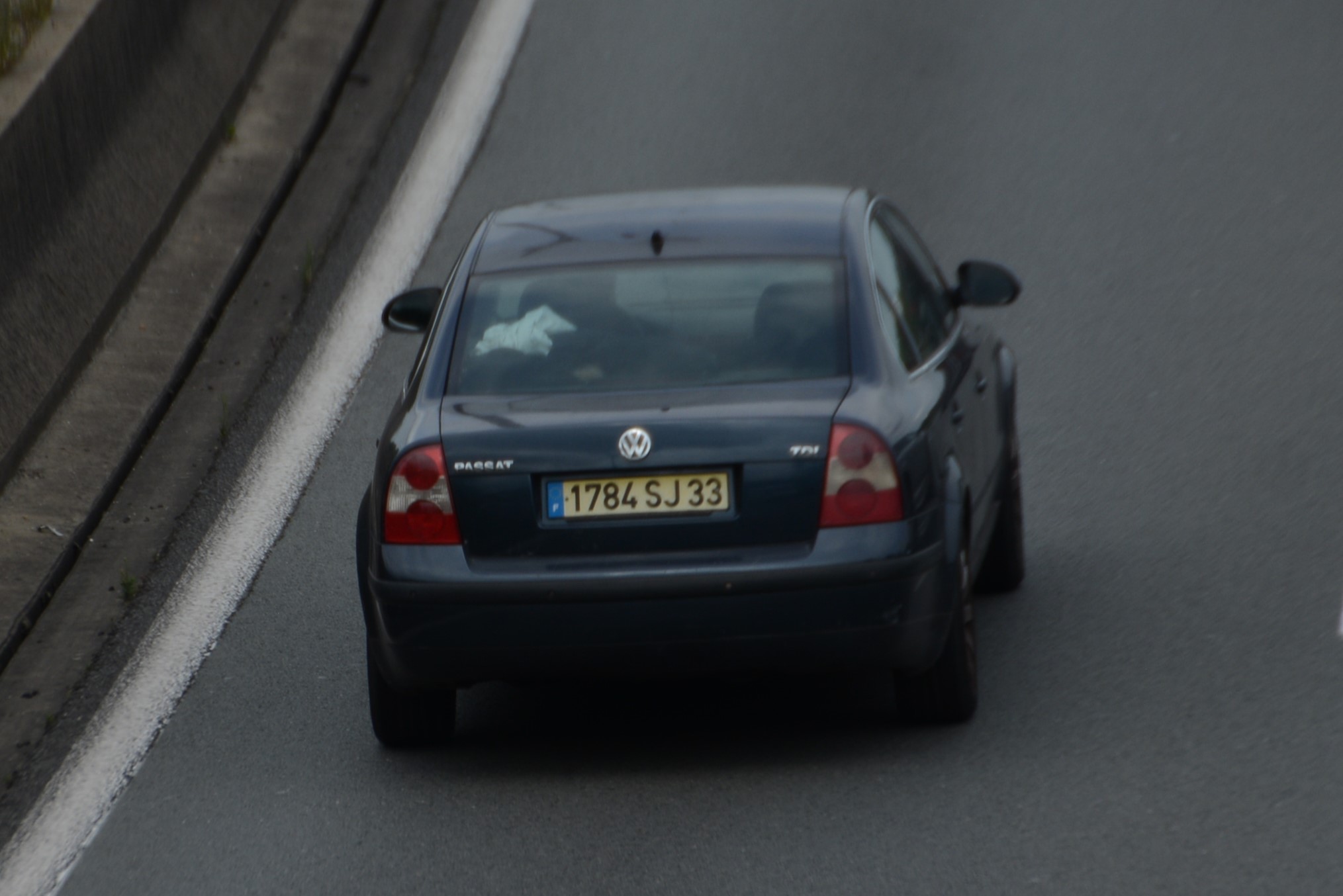 1784 SJ 33, Volkswagen Passat 5th gen Sedan (B5.5; 3BG), facelift, 2000–2005