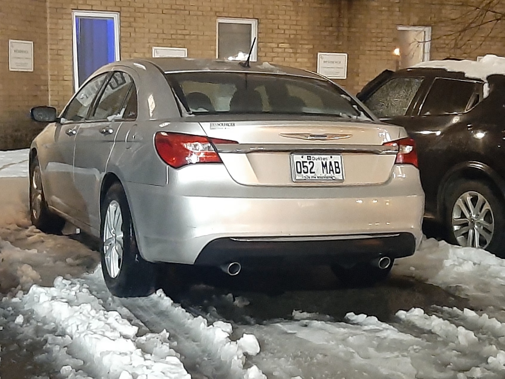 052 MAB, Chrysler 200 1st gen Sedan (JS), 2010–2014