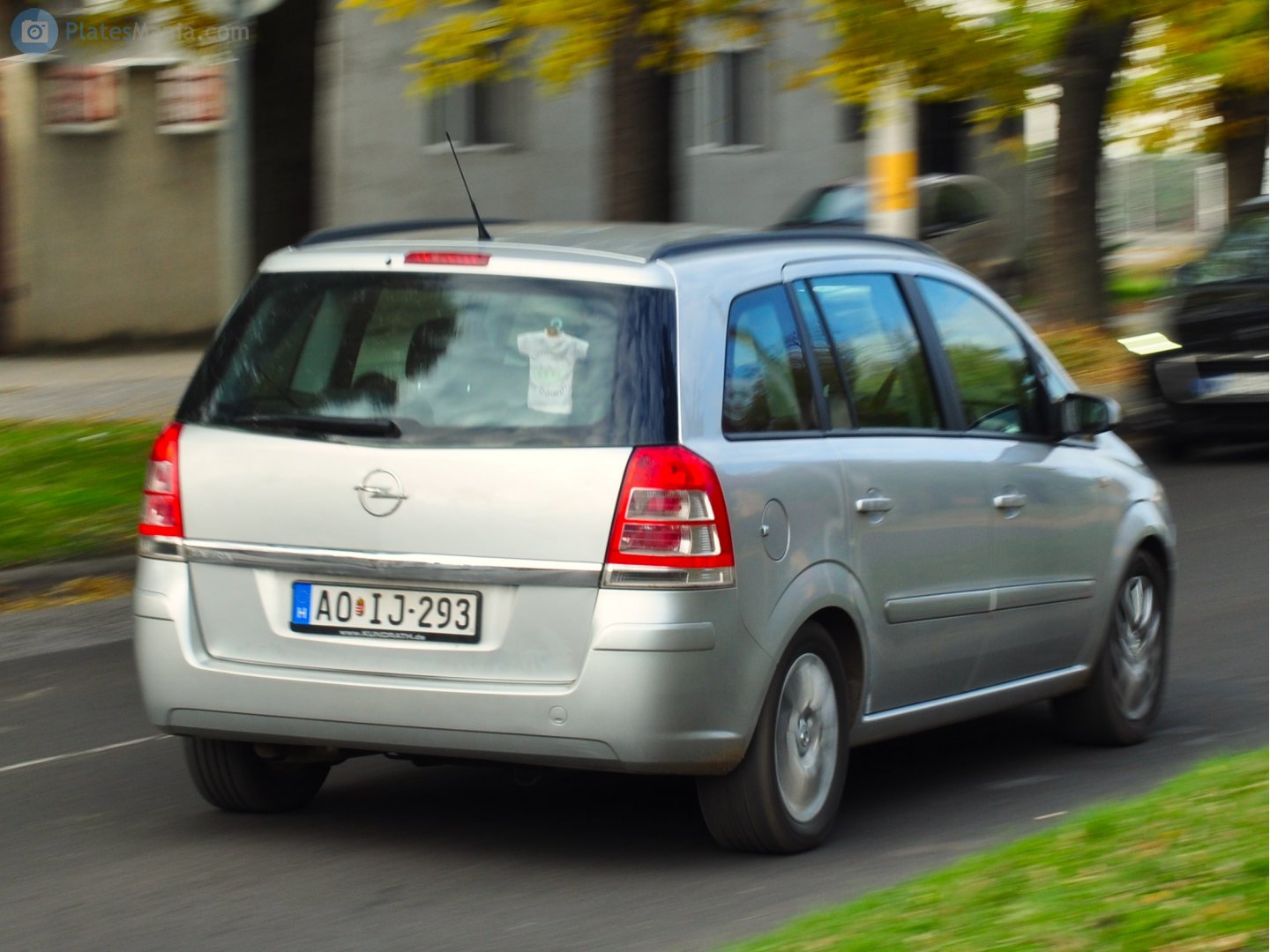 AO IJ-293, Opel Zafira 2nd gen (Family) (B; A05), 2005–2014