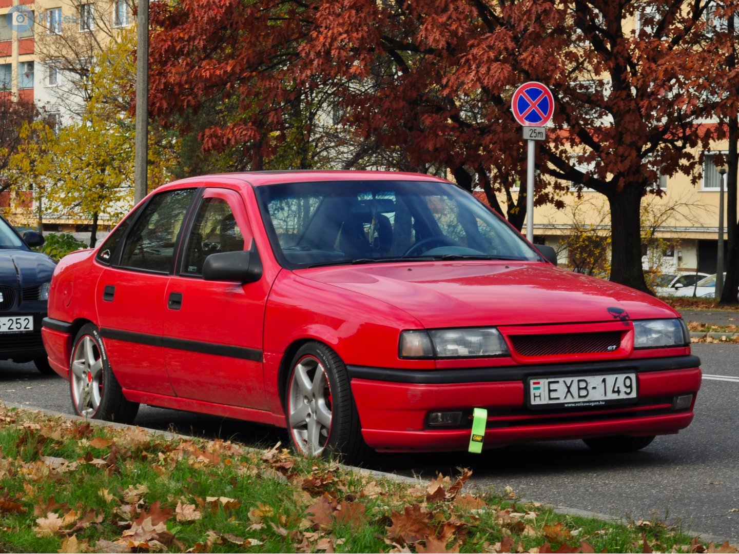 EXB-149, Opel Vectra 1st gen Sedan (A; J89), 1988–1995