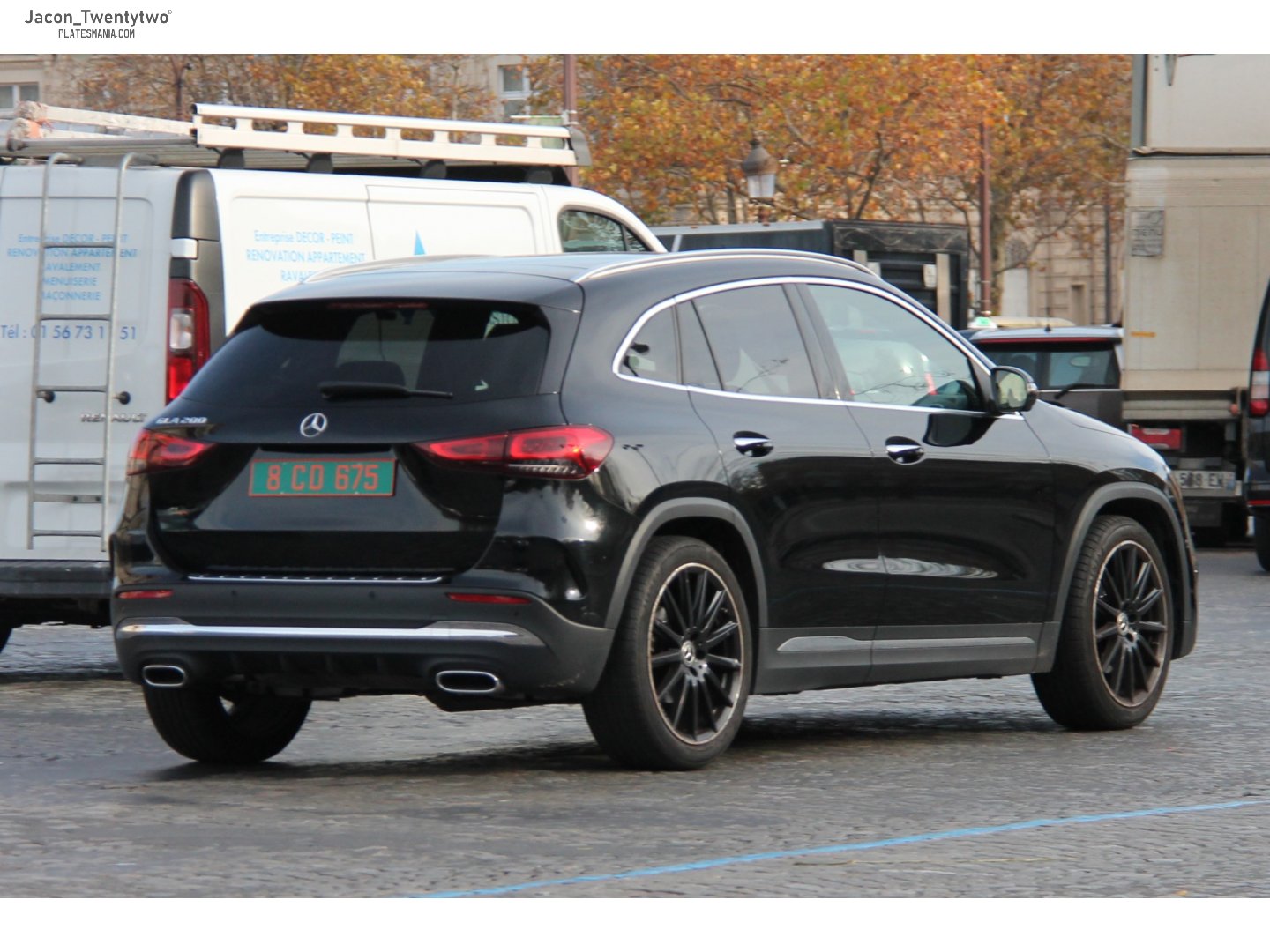 8 CD 675, Mercedes-Benz GLA-Klasse 