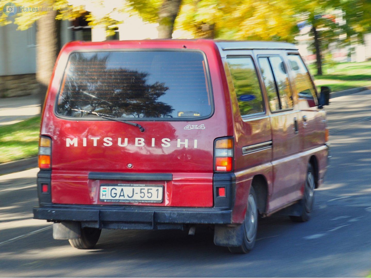 GAJ-551, Mitsubishi L300 2nd gen (PO), 1986–1999