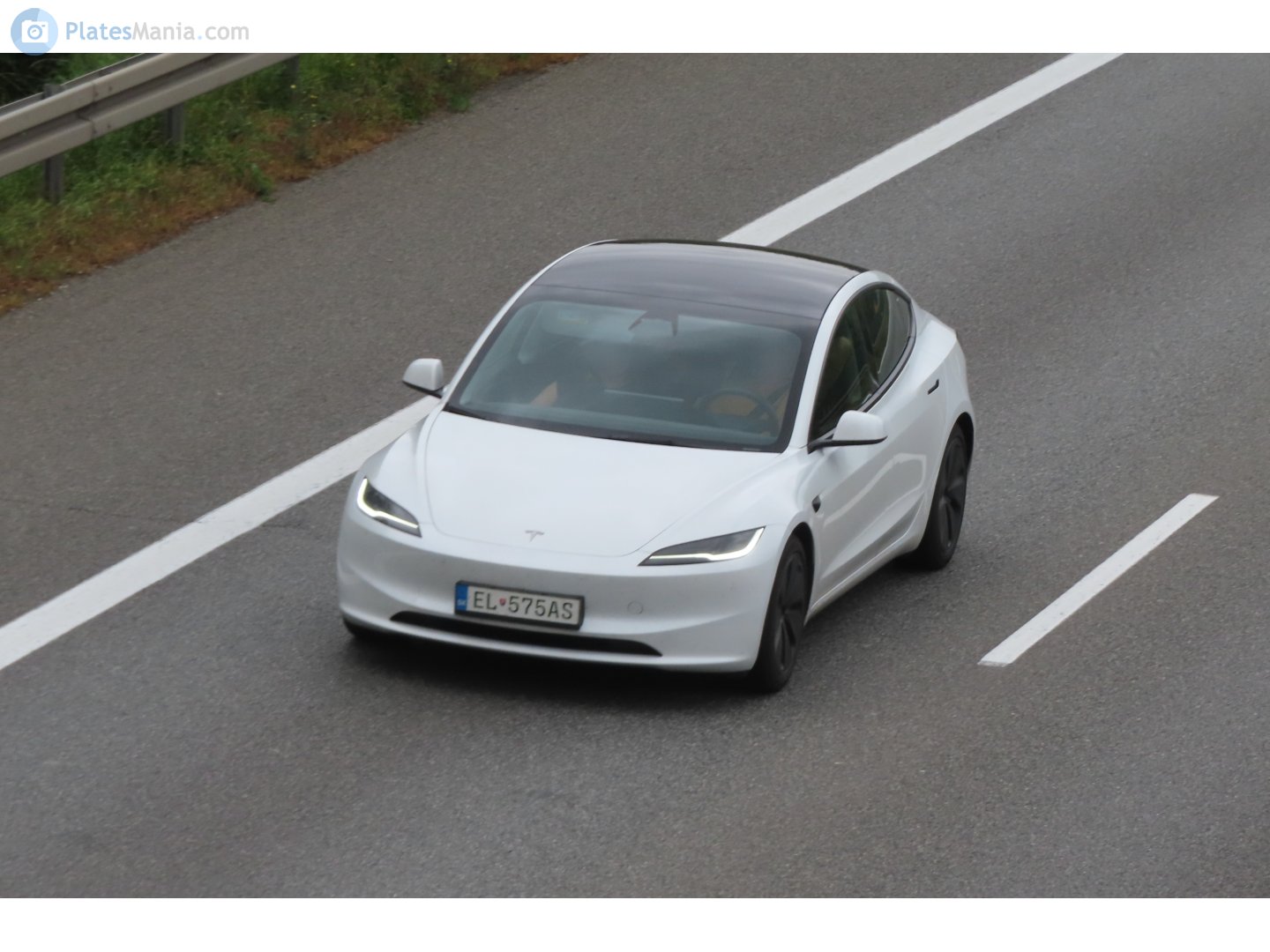 EL 575AS, Tesla Model 3 