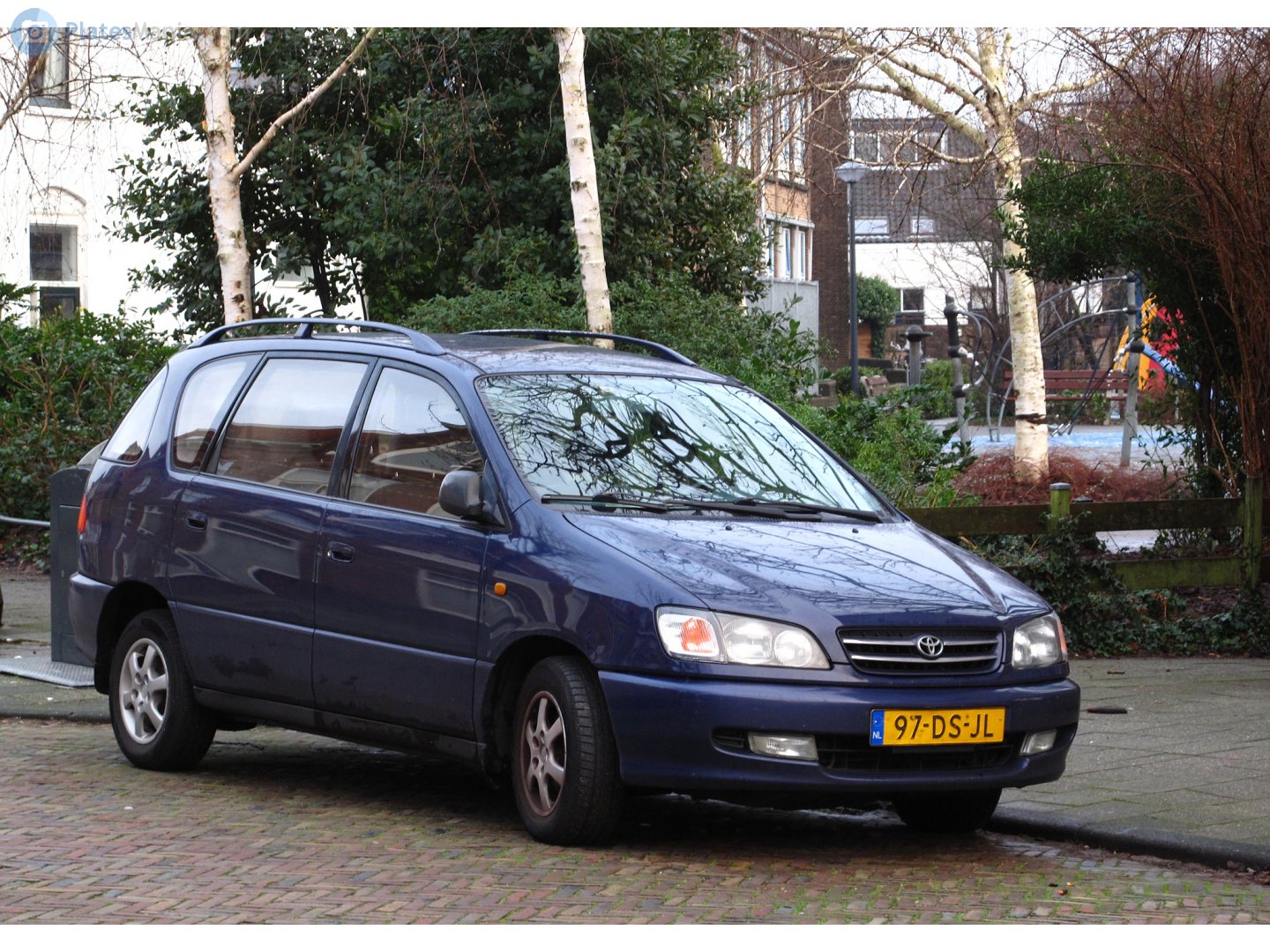 97-DS-JL, Toyota Picnic 1st gen (XM10), 1996–2001