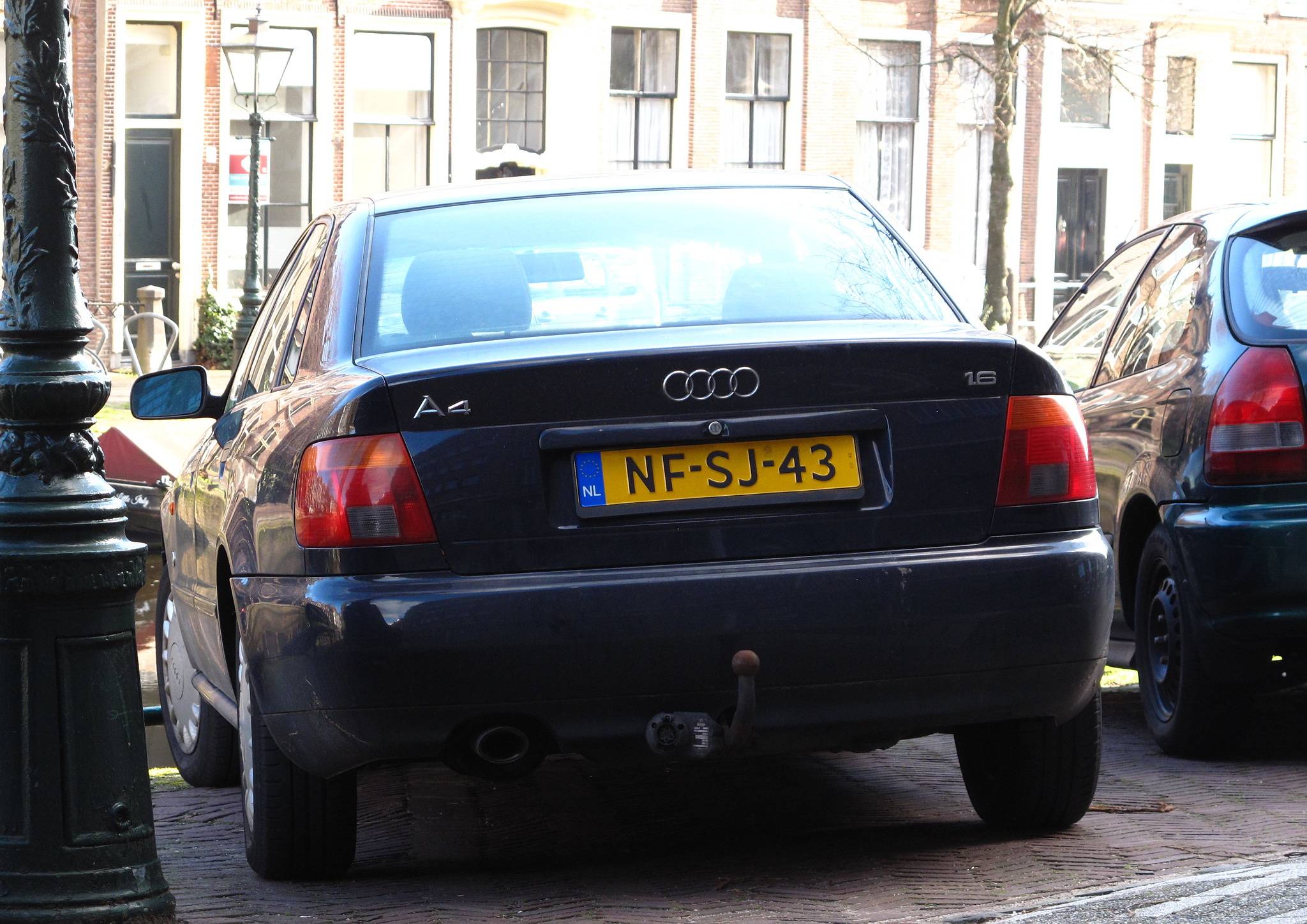 NF-SJ-43, Audi A4 1st gen Sedan (B5/8D2), 1994–2000