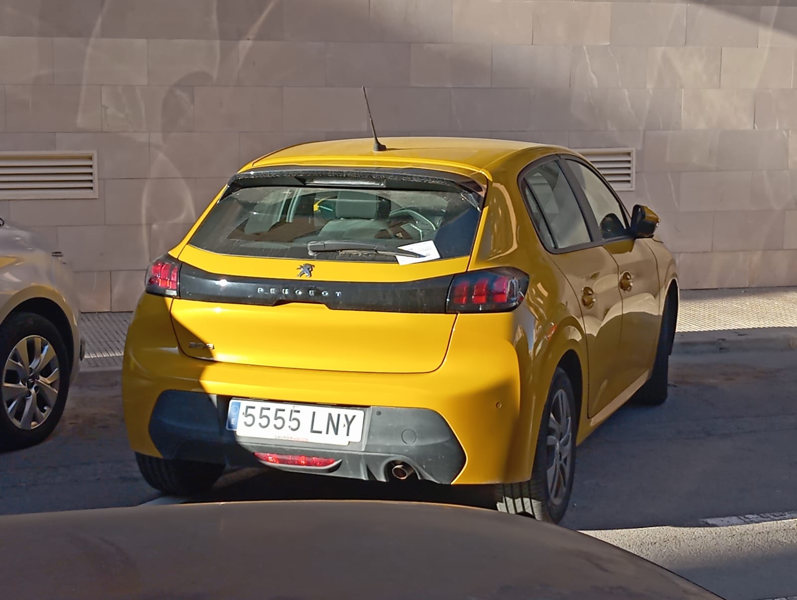 5555 LNY, Peugeot 208 2nd gen (P21 / e-208), 2019–2023