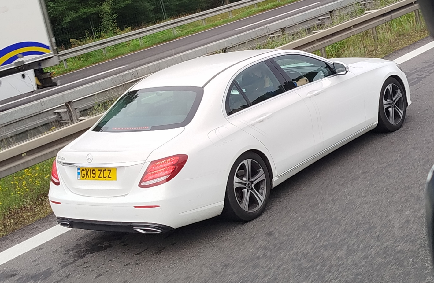 GK19ZCZ, Mercedes-Benz E-Klasse 5th gen Sedan (V213/W213), 2016­–2020