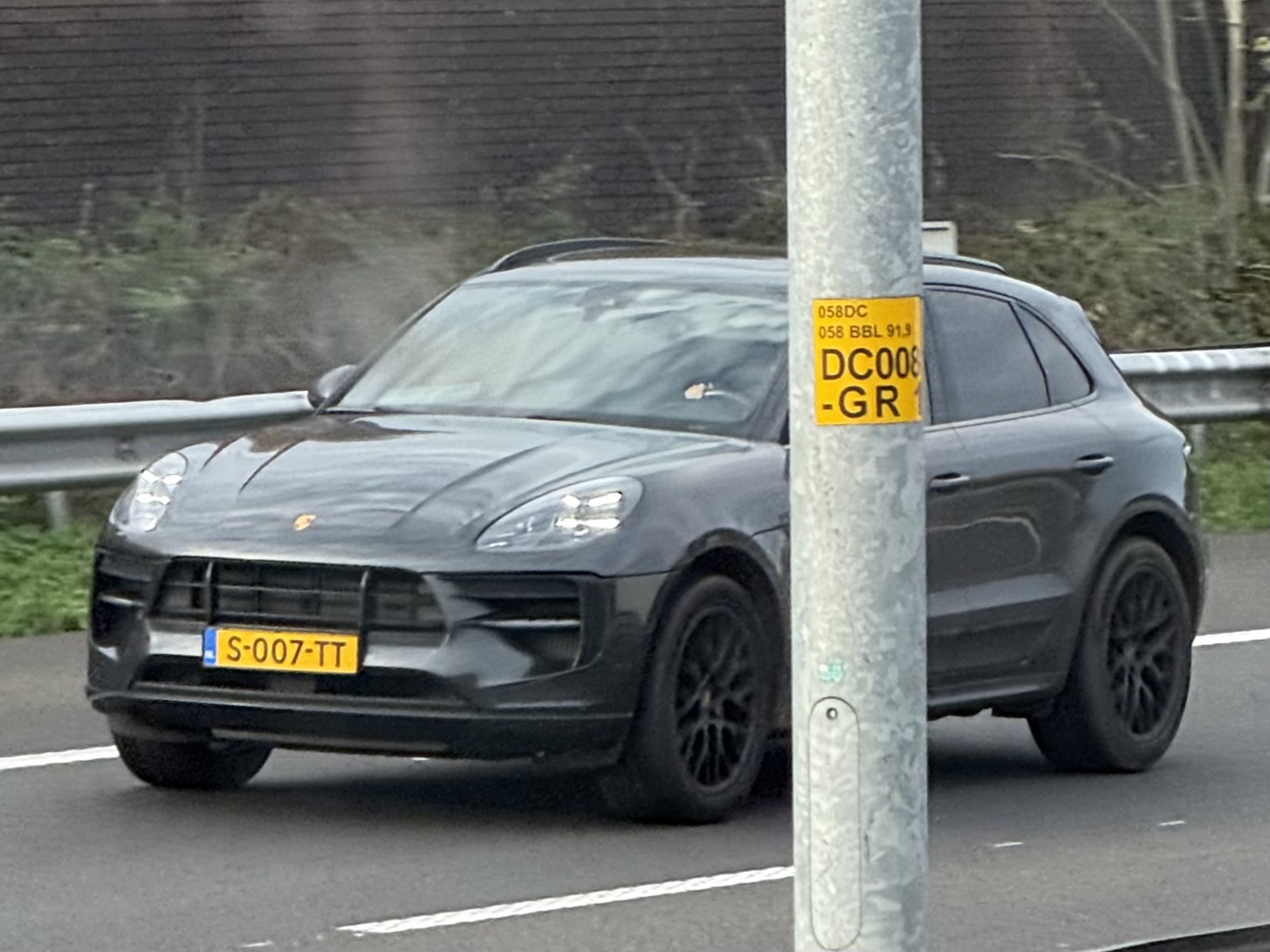 S-007-TT, Porsche Macan 1st gen (95B), 2014–2018