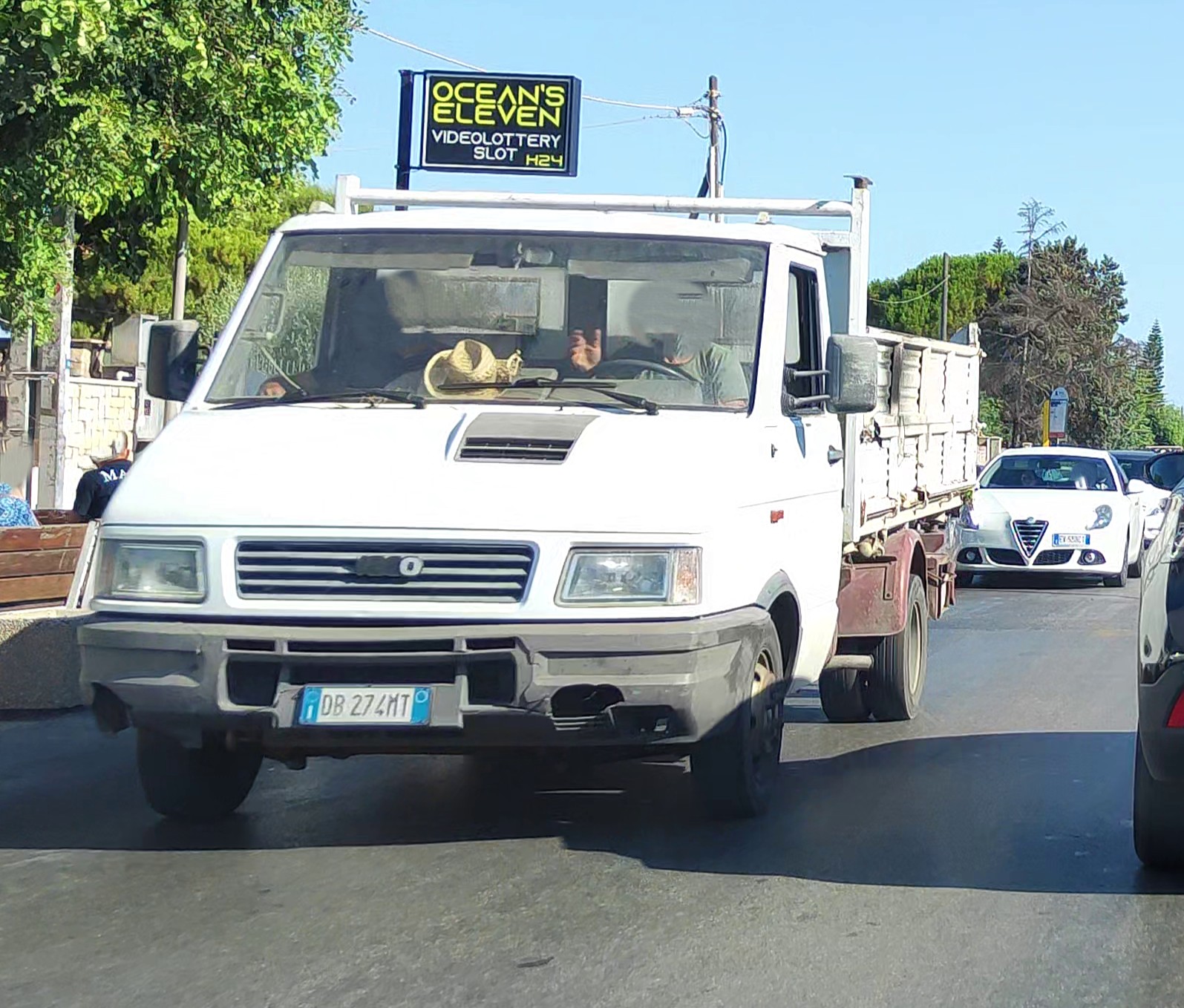 DB 274 MT, Iveco Daily 2nd gen (Turbo Daily), 1989–2000 (­–2010 for CN-market)