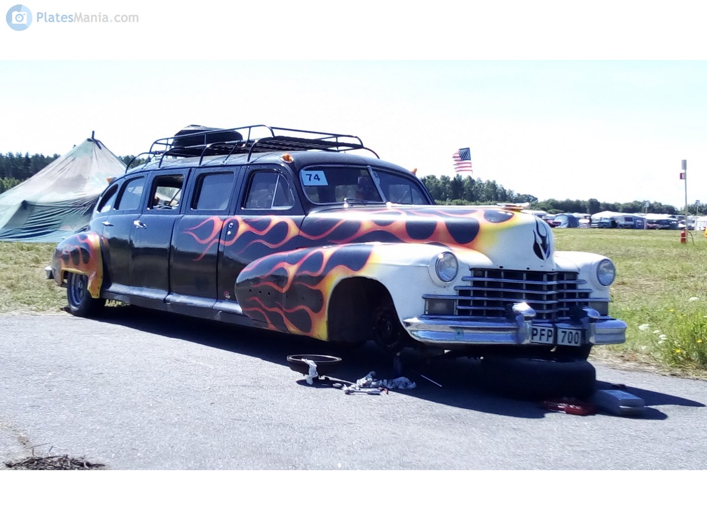 PFP 700, Cadillac Series 62 2nd gen 4-door Sedan (6269; C-body), 1941–1947