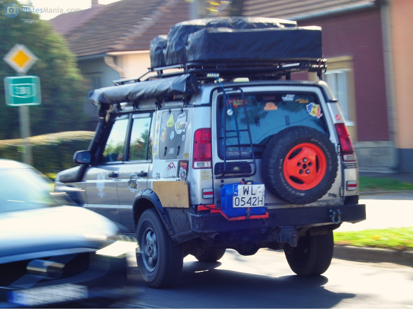 WL 0542H, Land Rover Discovery 2nd gen (L318), 1998–2004