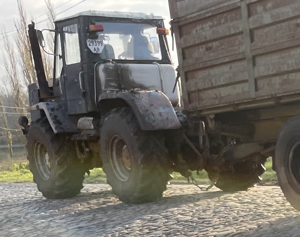 29399 АВ, KhTZ Т-150 