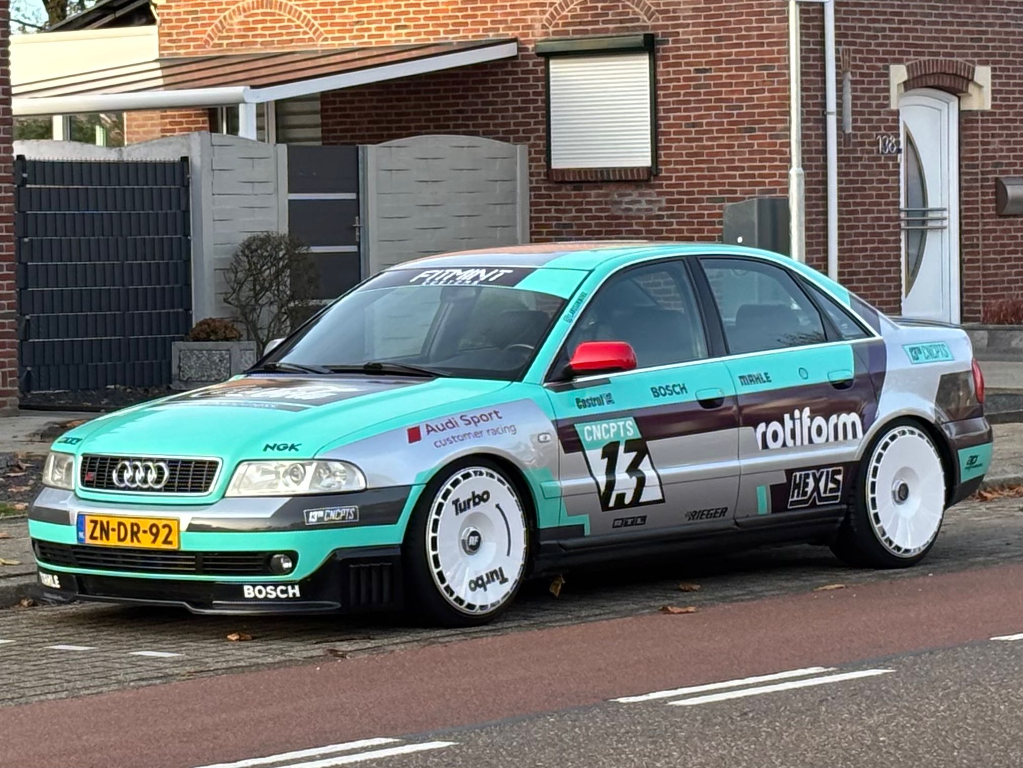 ZN-DR-92, Audi A4 1st gen Sedan (B5/8D2), 1994–2000