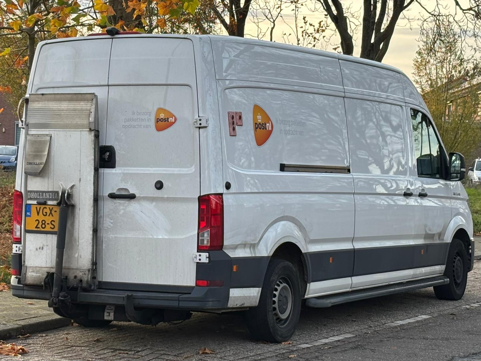 VGX-28-S, MAN TGE 1st gen Van (UY), 2017–