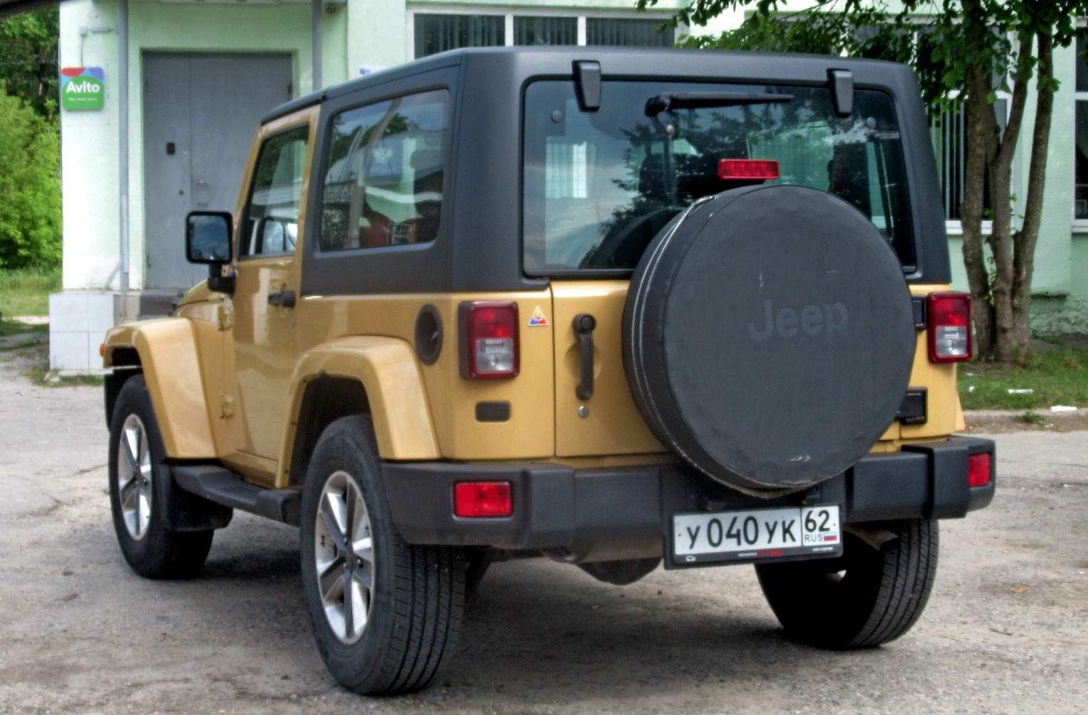 у 040 ук 62, Jeep Wrangler 3rd gen 3-door SUV (JK), 2006–2018