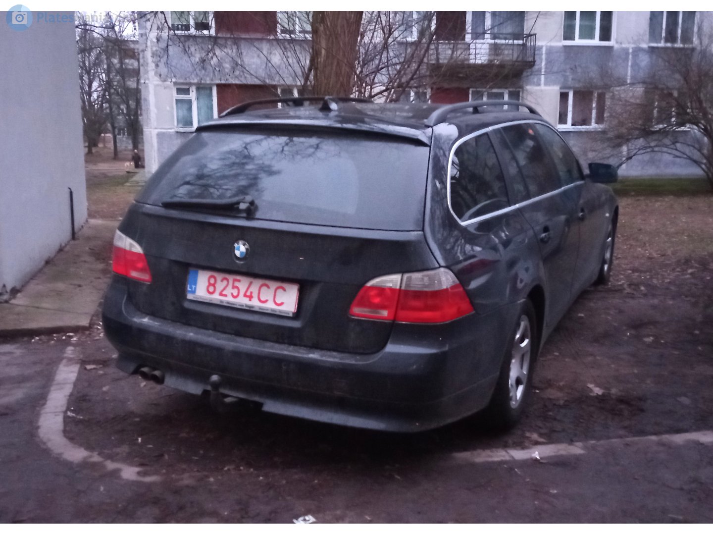 8254 CC, BMW 5 Series 5th gen Touring (E61), 2004–2010