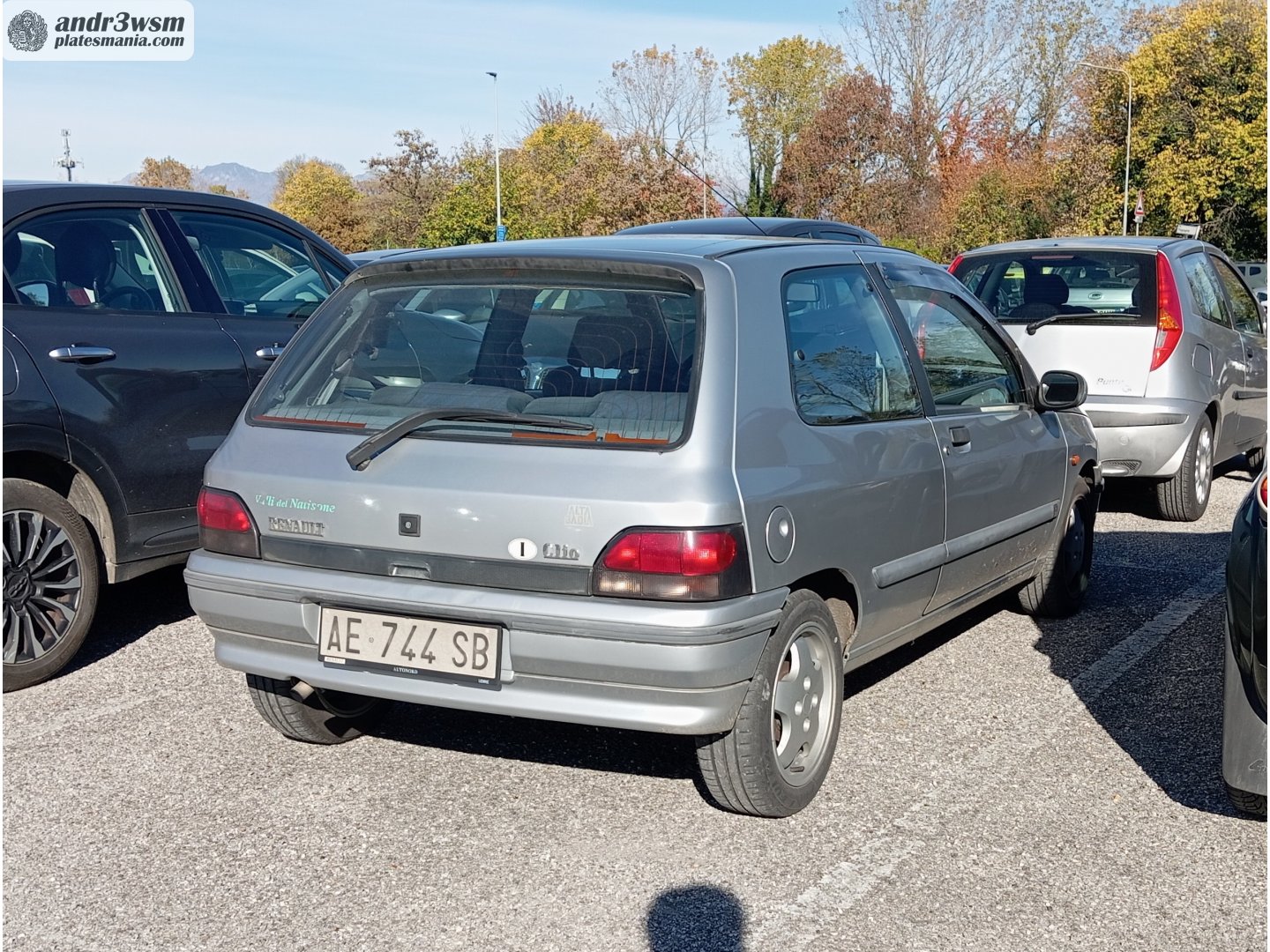 AE 744 SB, Renault Clio 1st gen 5-door Hatch (B57), 1990–1996