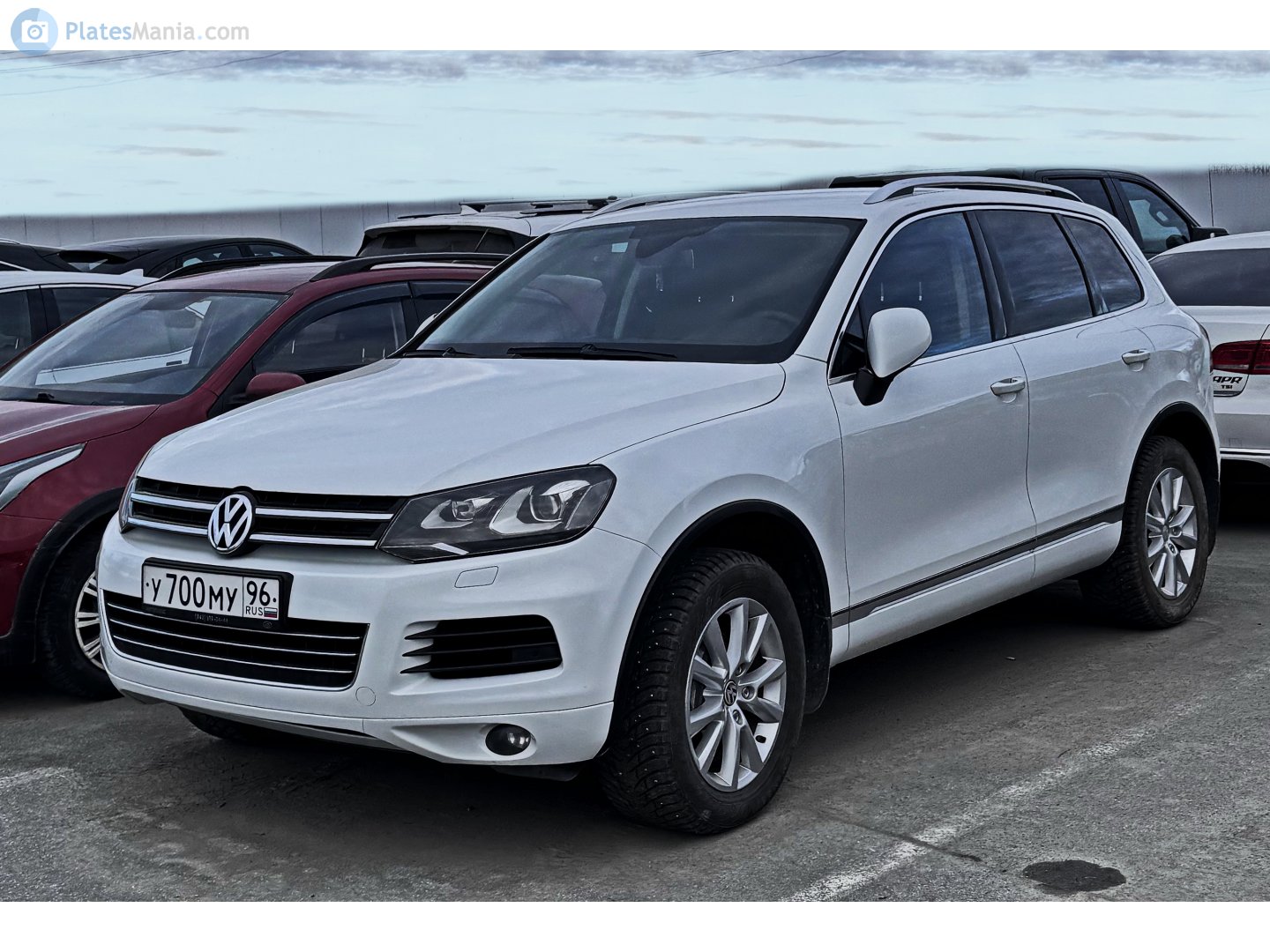 у 700 му 96, Volkswagen Touareg 2nd gen (7P), 2010–2018