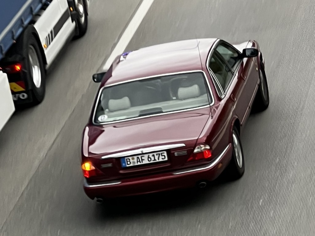 B AF 6175, Jaguar XJ 4th gen (X300/X308), 1997–2002
