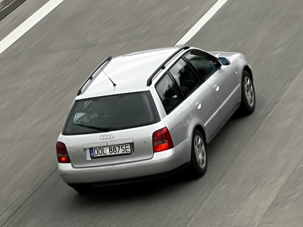 DOL 8875E, Audi A4 1st gen Avant (B5/8D5), 1995–2001