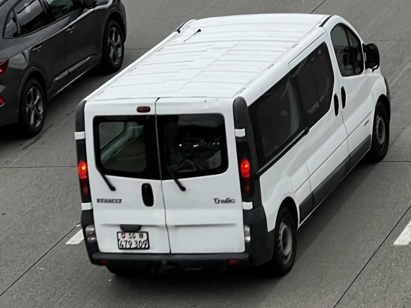 SG 479309, Renault Trafic 2nd gen (X83), 2001–2014