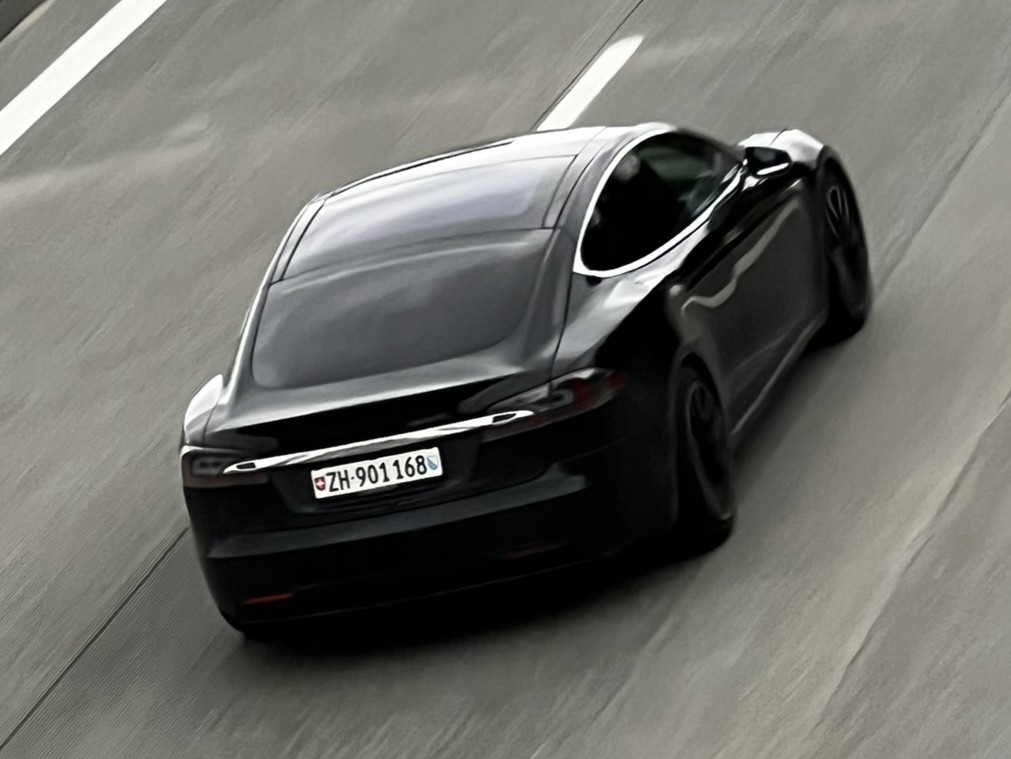 ZH 901168, Tesla Model S 1st gen (5YJS), 2012–