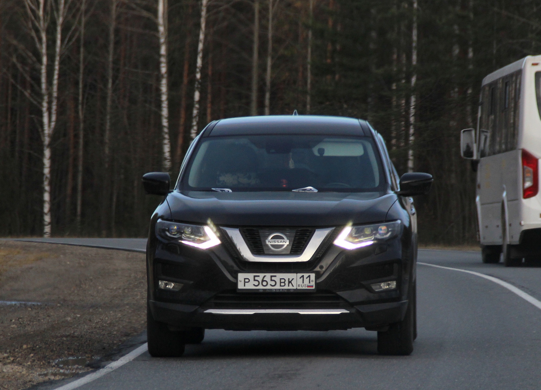 р 565 вк 11, Nissan X-Trail 3rd gen (T32), facelift, 2017–2022