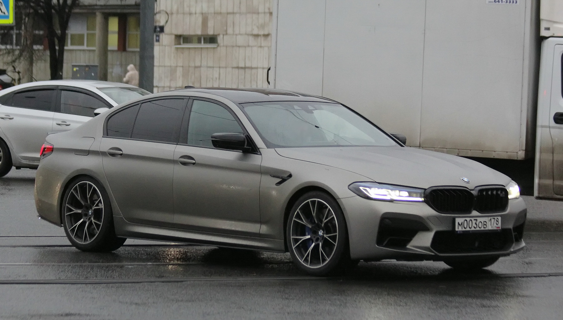 м 003 ов 178, BMW M5 6th gen (F90), 2017–2020