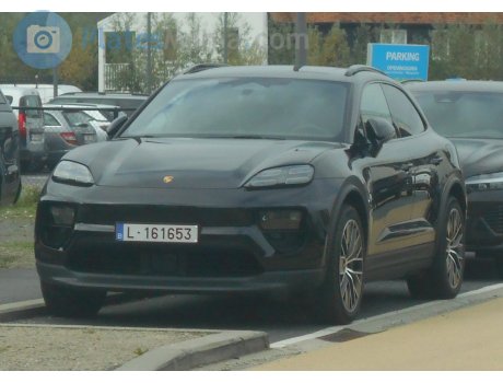L-161653, Porsche Macan