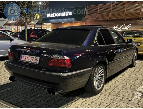 AA 437JD, BMW 7 Series
