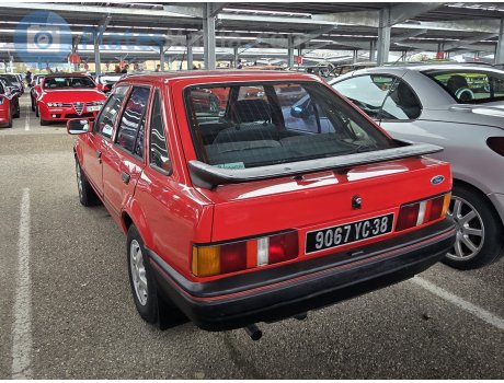 9067 YC 38, Ford Escort