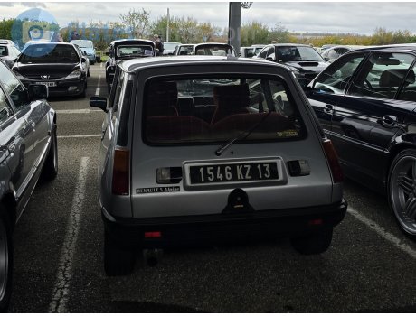 1546 KZ 13, Renault 5