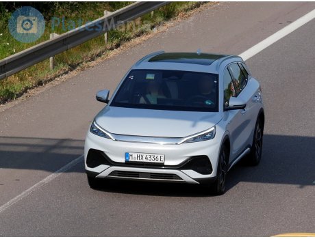 M HX 4336 E, BYD Atto 3