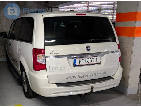 HF JGT 1, Lancia Voyager