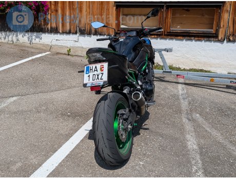 HA 1 DXZ, Kawasaki Z900