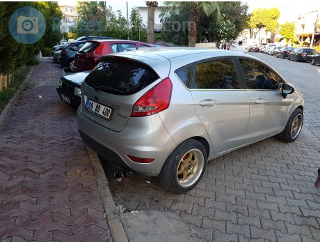 09 BD 400, Ford Fiesta