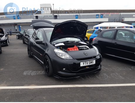 YT11 SMX, Renault Clio