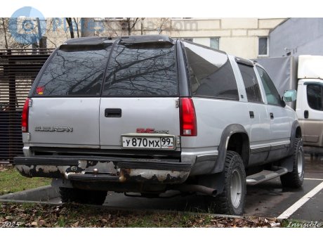 у870мх99, GMC Suburban