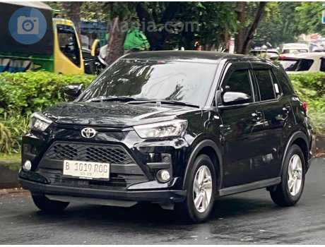 B 1019 ROG, Toyota Raize