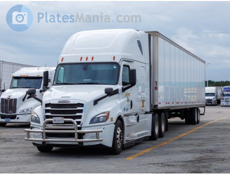 YP21977, Freightliner Cascadia