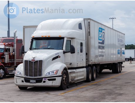 P1282427, Peterbilt 579