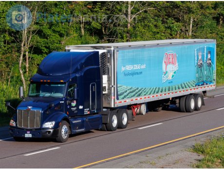 XE6 68E, Peterbilt 579