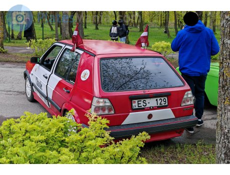 ES-129, Volkswagen Golf