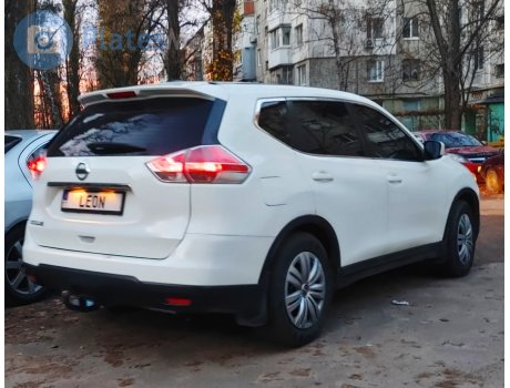17 LEON, Nissan Rogue
