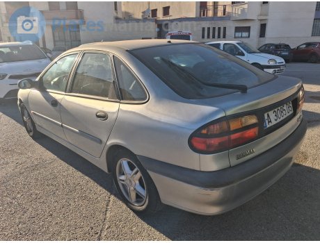 A 3085 DS, Renault Laguna
