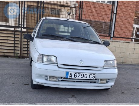 A 6790 CS, Renault Clio