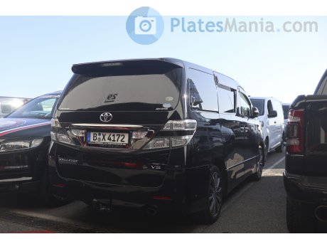 B X 4172, Toyota Vellfire